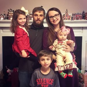 Meet your Posher, Derrickandamanda